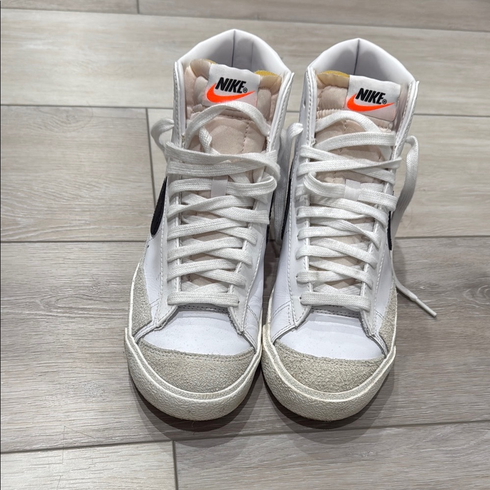 Nike High-Top Sneakers - White and Orange